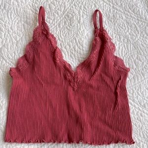 Beautiful lace /rib knit crop Cami size XS